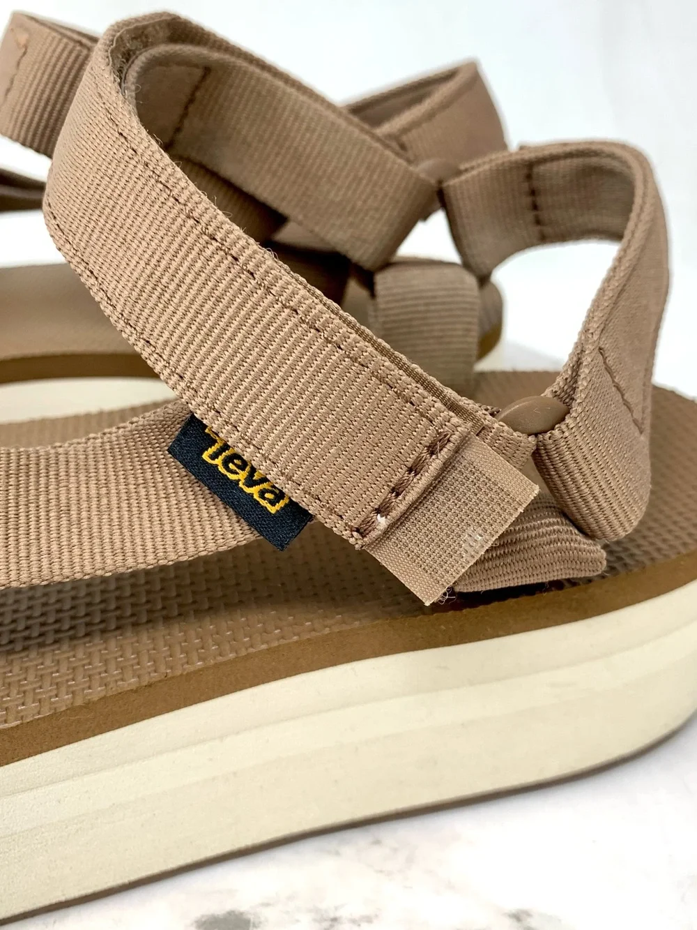 Teva Flatform Universal Adjustable Brown Sandals 10 Gorpcore Sporty Athleisure